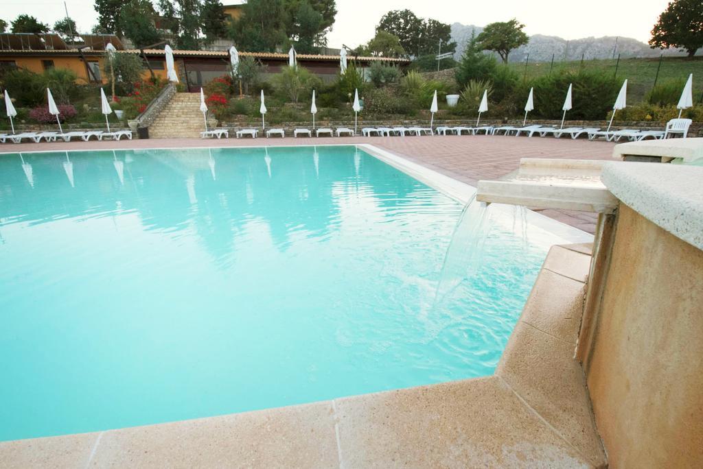 Valle Himara Guest House Piana Degli Albanesi Luaran gambar
