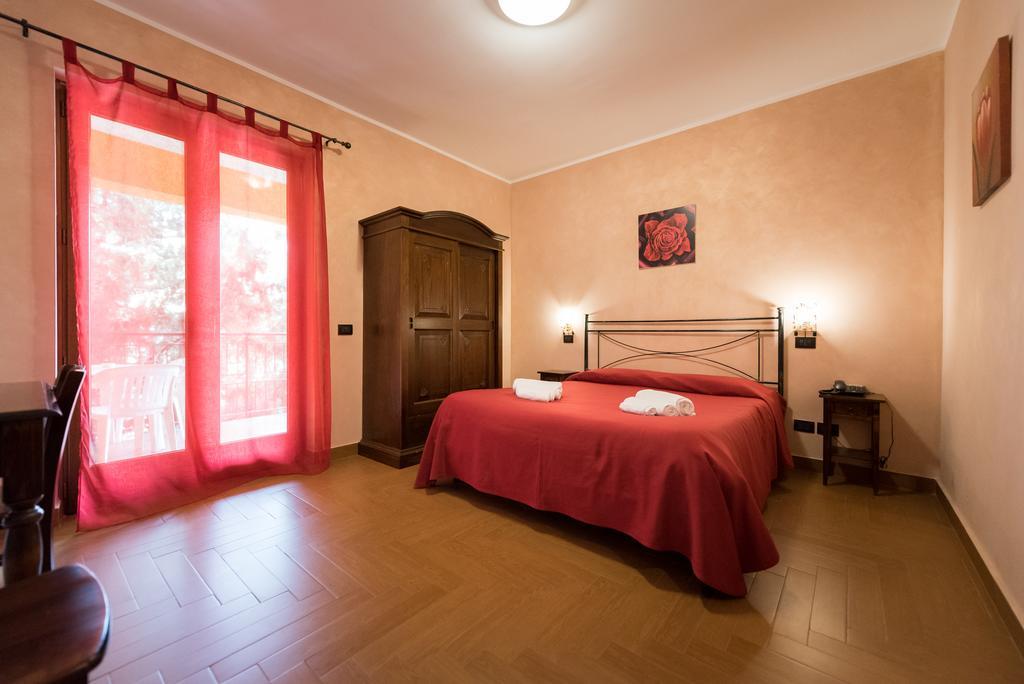 Valle Himara Guest House Piana Degli Albanesi Luaran gambar